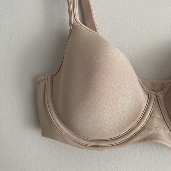 Bali Women’s One Smooth U Ultra Light Minimizer Bra Nude 36C Style 3490 - Picture 4 of 12